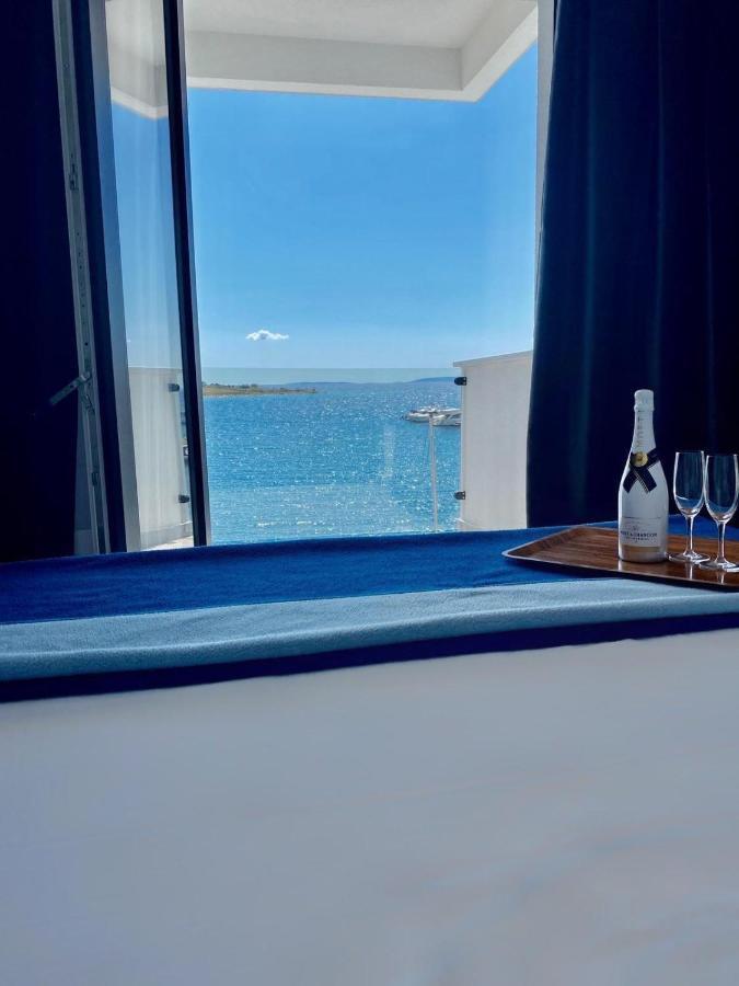 The Loza - Seaside Festival Hotel Novalja Bagian luar foto